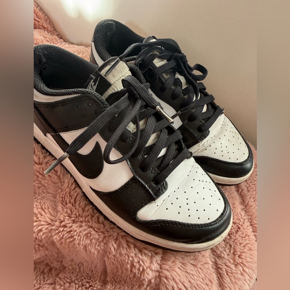 Nike Dunk Low Retro Panda Leather Athletic Shoes